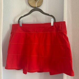 Lululemon Pace Rival Long skirt size 10. Hot Heat Like new. No wear at all.